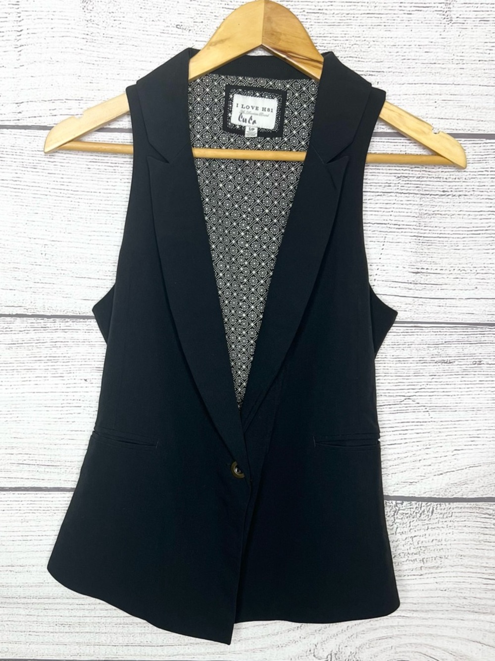 I LOVE H81 Black Single Button Vest Size Small